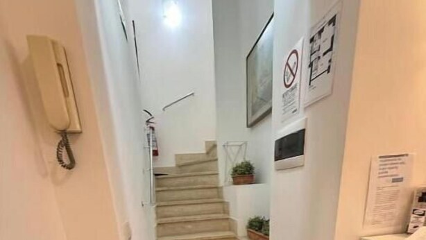 Interior - Romantic House Near the Vatican (St. Peter's Square) (Roma)
