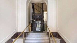 Interior - Luxury Romantic Accommodations Near the Vatican (Roma)
