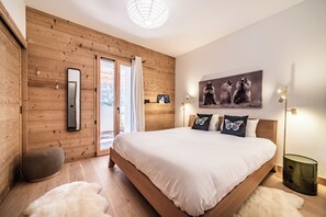 2 chambres, fer et planche à repasser, lit parapluie, Wi-Fi gratuit