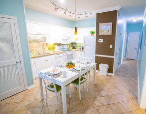 Dining - Myrtle Beach | Group Beach Retreat | Pool + Hot Tub | 3BR Sleeps 12 (Surfside Beach)