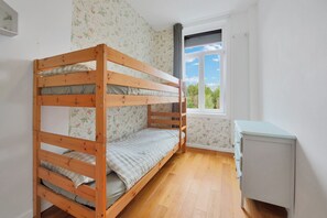 2 Schlafzimmer, Bügeleisen/Bügelbrett, kostenloses WLAN, Bettwäsche