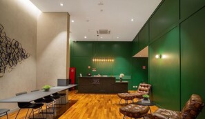 Unclassified image, 3 of 19, button - Studio in Bldg w/ Pool in Tatuape Plt0048 (São Paulo)