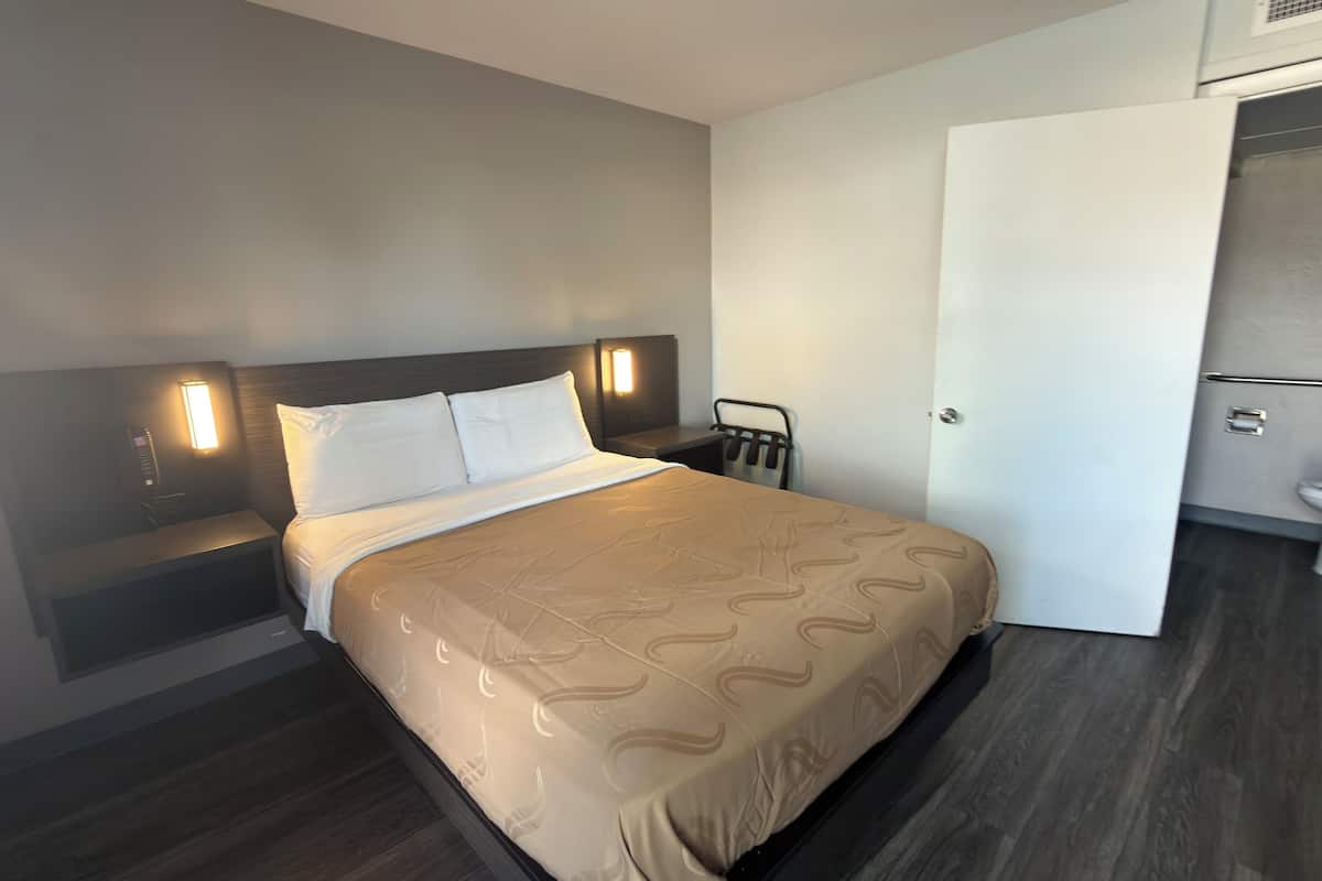 Deluxe Single Room, Non Smoking