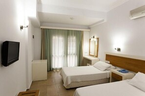 Basic Double Room, City View | Desk, WiFi (free) - Konfor suite Hotel (MUGLA)