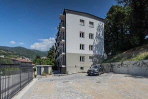 Exterior - The Circle - Ghisallo (Como)