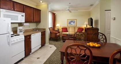 Port St. Lucie | Golf Retreat | Pool + Spa