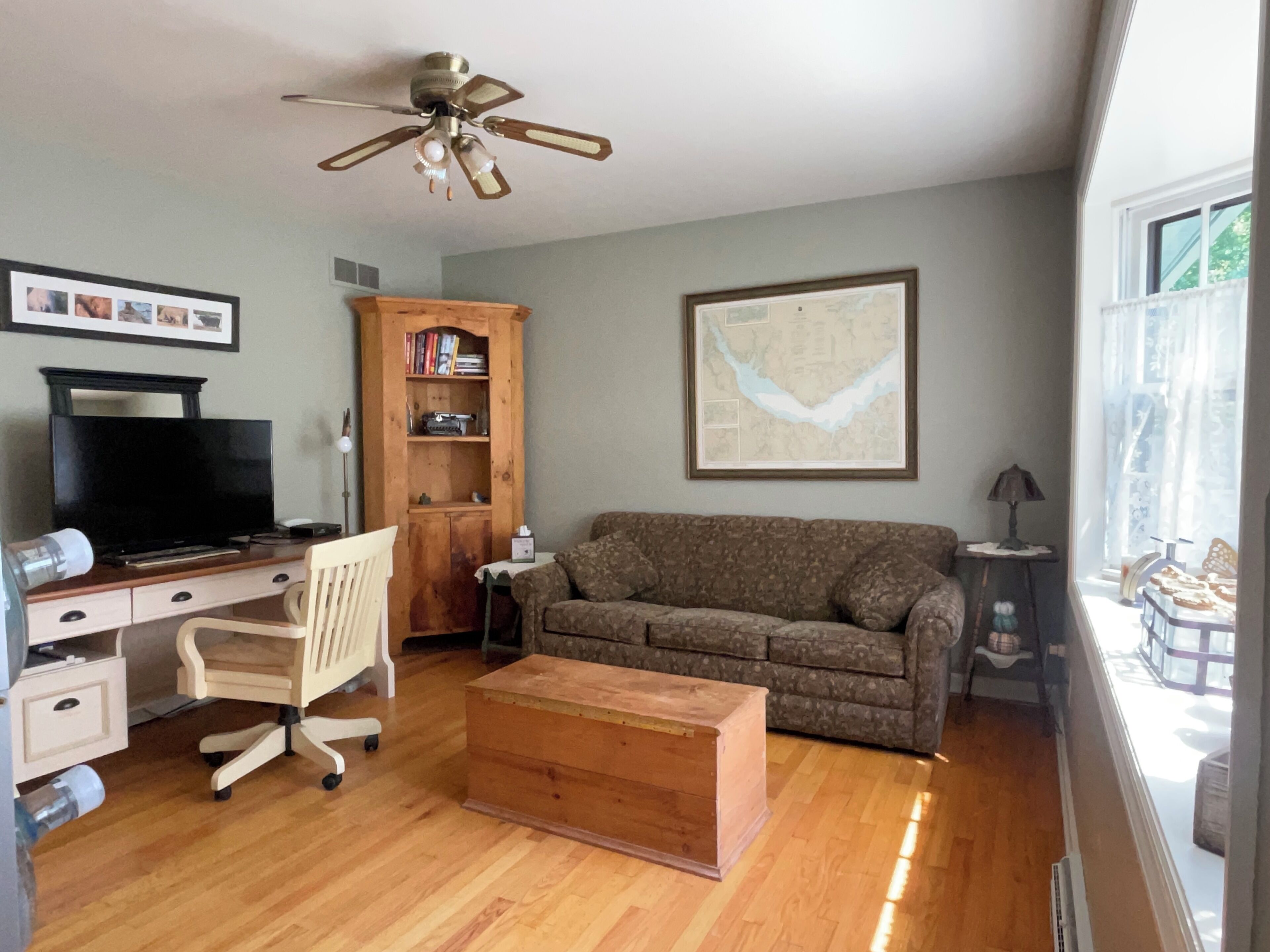 Secluded 25 Acre Spacious Hudson Valley Retreat -Mins To Rhinebeck, Chef Kitchen - Poughkeepsie, NY