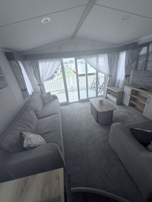 Fireplace - Coastfields 8 Berth Holiday Home (Skegness)
