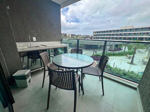 Comfort Apartment | Outdoor dining - Beach Class Solare por YOLO (Ipojuca)