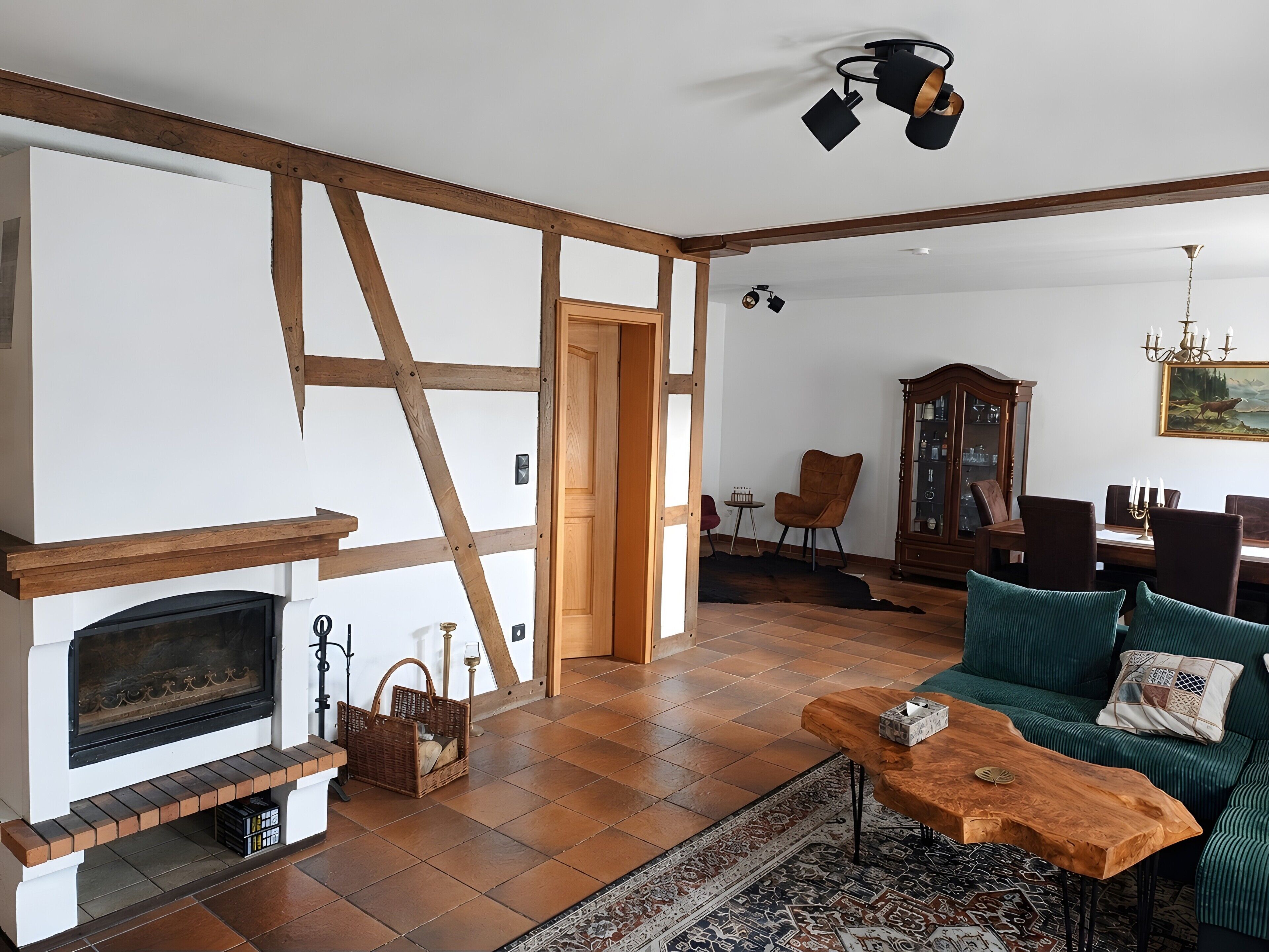 Fernseher, Kamin