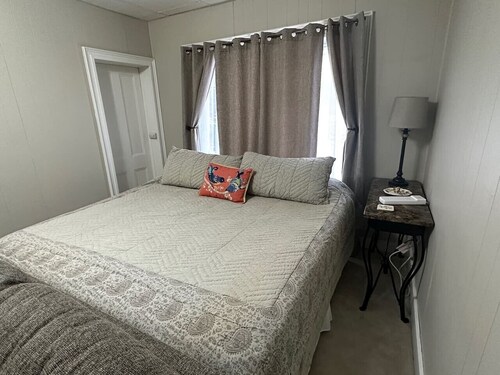 Riverview 1 Bedroom Suite