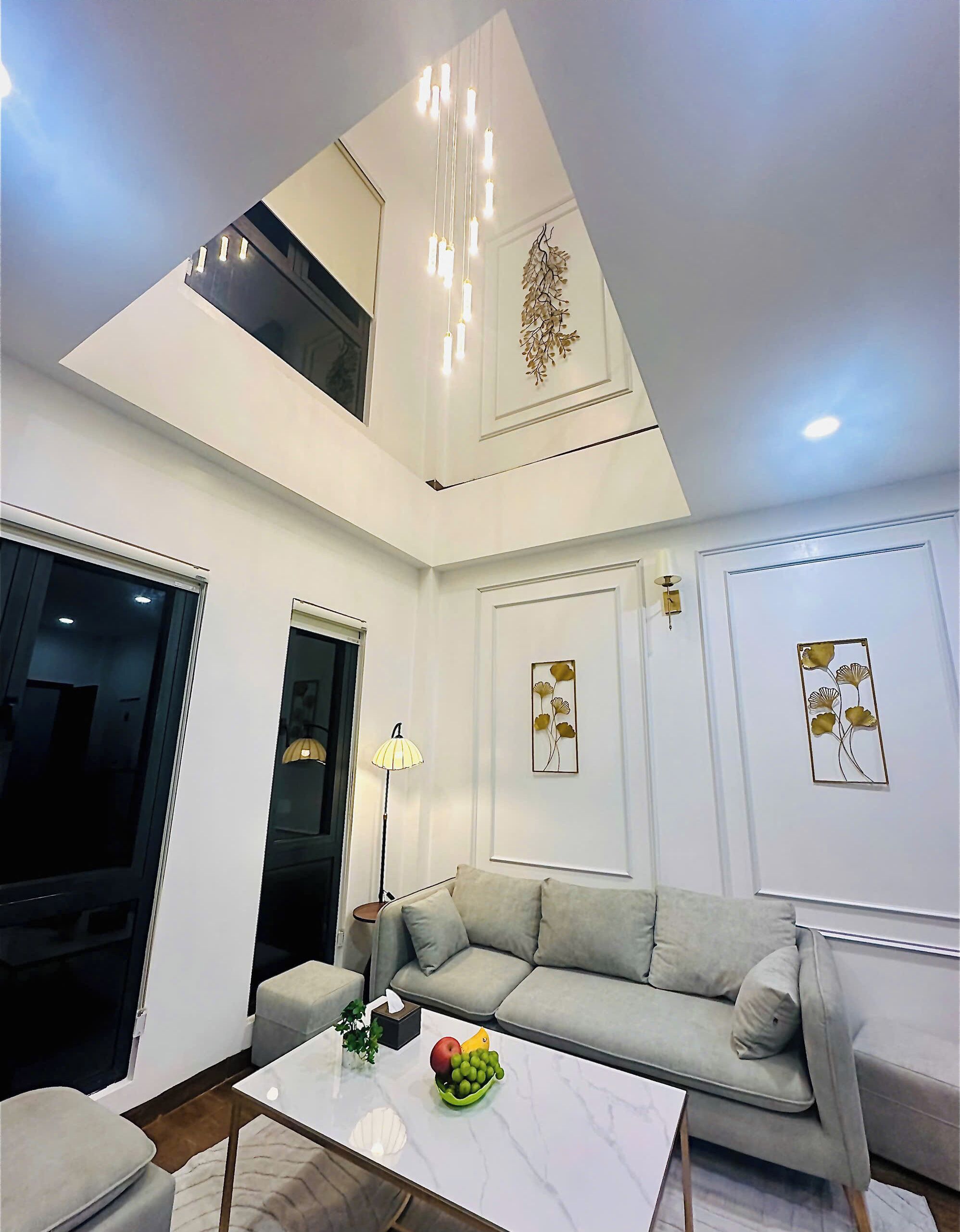 Royal Apartment, Courtyard View | Interior