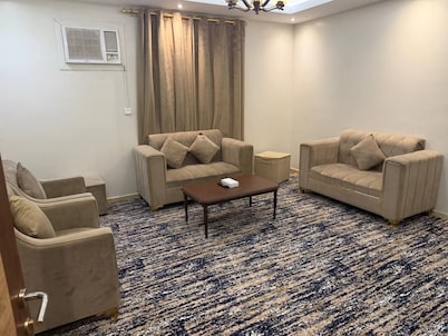 Iwan Sin hotel