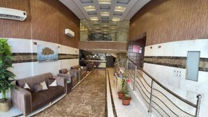 Lobby - Iwan Sin hotel (almdinah)