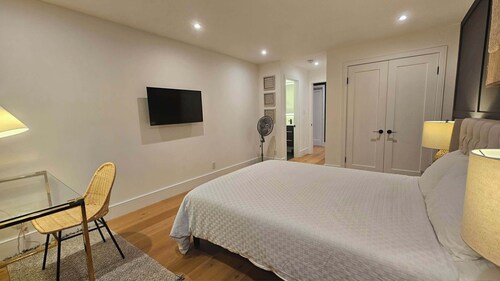 Newly renovated home near Roger Stadium