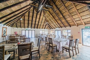 Dining - Ritsako Game Lodge (Hammanskraal)