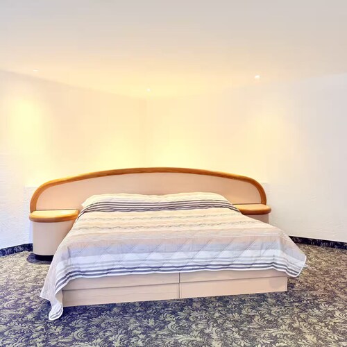 Hotel Altum Business -Master King Suite 302 - 2pax