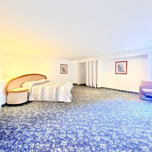 Hotel Altum Business -Master King Suite 303 - 2pax