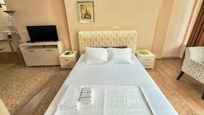 Desk, laptop workspace, free WiFi - Apartments Kaludjerovic Ulcinj (Ulcinj)