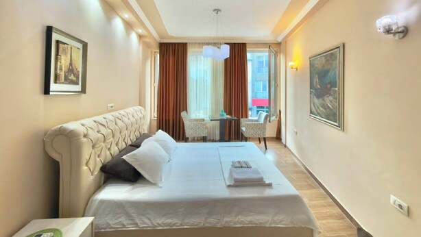Desk, laptop workspace, free WiFi - Apartments Kaludjerovic Ulcinj (Ulcinj)