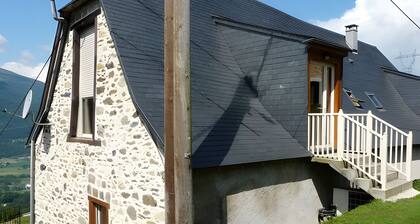 Gîte « La Grange » avec vue montagne et Wi-Fi