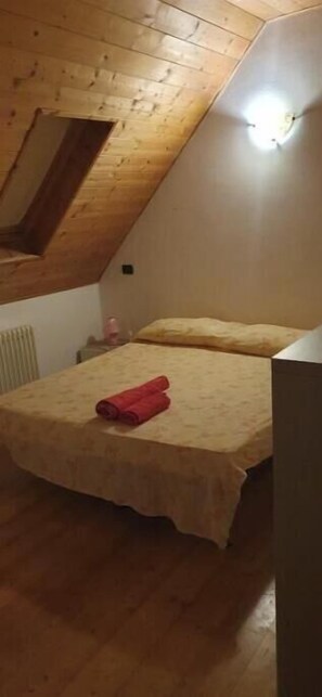 Unclassified image, 3 of 8, button - Spacious Apartment in Bolzano – Comfort, Convenience, and the Dolomites Right at Your Fingertips (Bolzano)