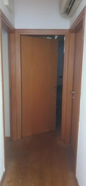 Unclassified image, 5 of 8, button - Spacious Apartment in Bolzano – Comfort, Convenience, and the Dolomites Right at Your Fingertips (Bolzano)