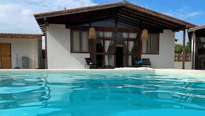 Bungalow Deluxe