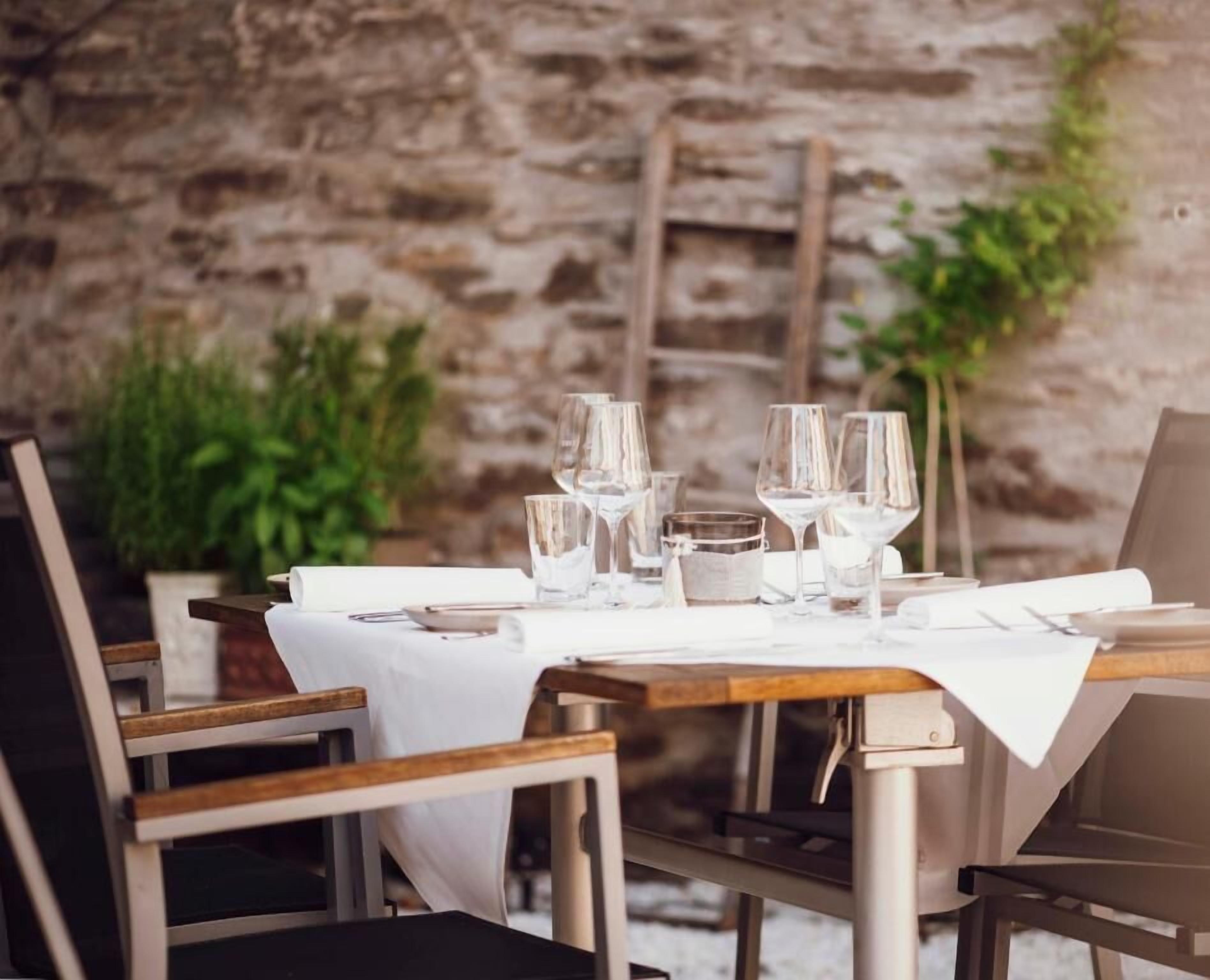 Superior Triple Room, City View | Outdoor dining