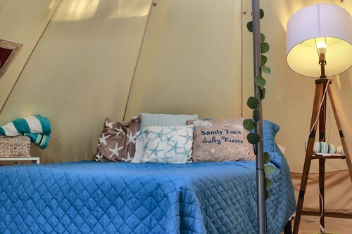 Family Glamping | Jacuzzi | Wine Country