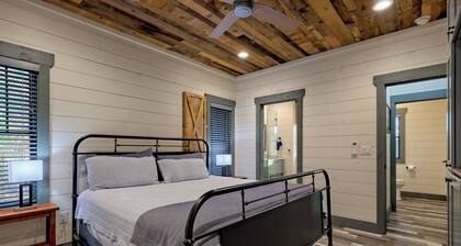 Cozy Cottage in the Foothills of Blue Ridge Mtns.