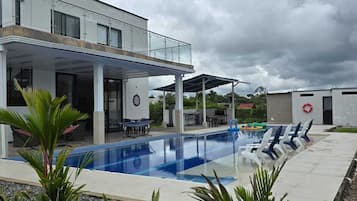 Piscina