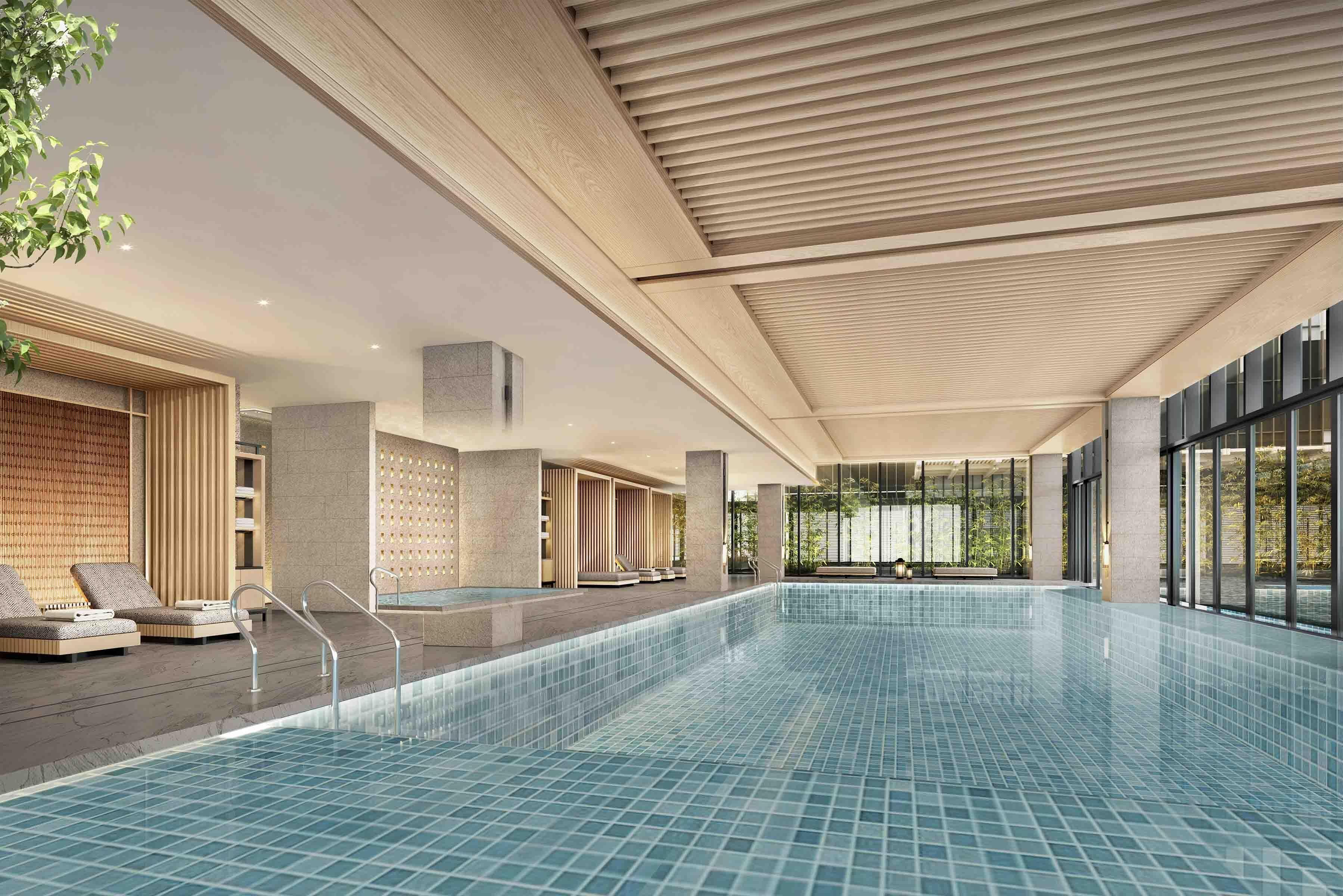 Indoor pool, sun loungers