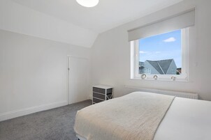 3 bedrooms