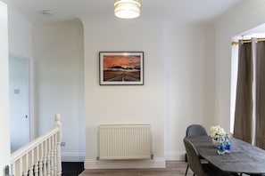 3 bedrooms - Great Stay With Parking Easy A1 and City Access (Gateshead)