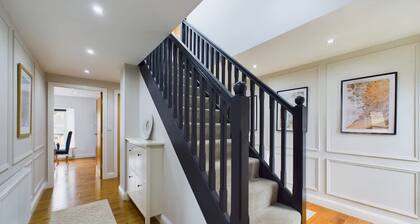 Modern 4 Bed Walk to Pubs Shops and Countryside