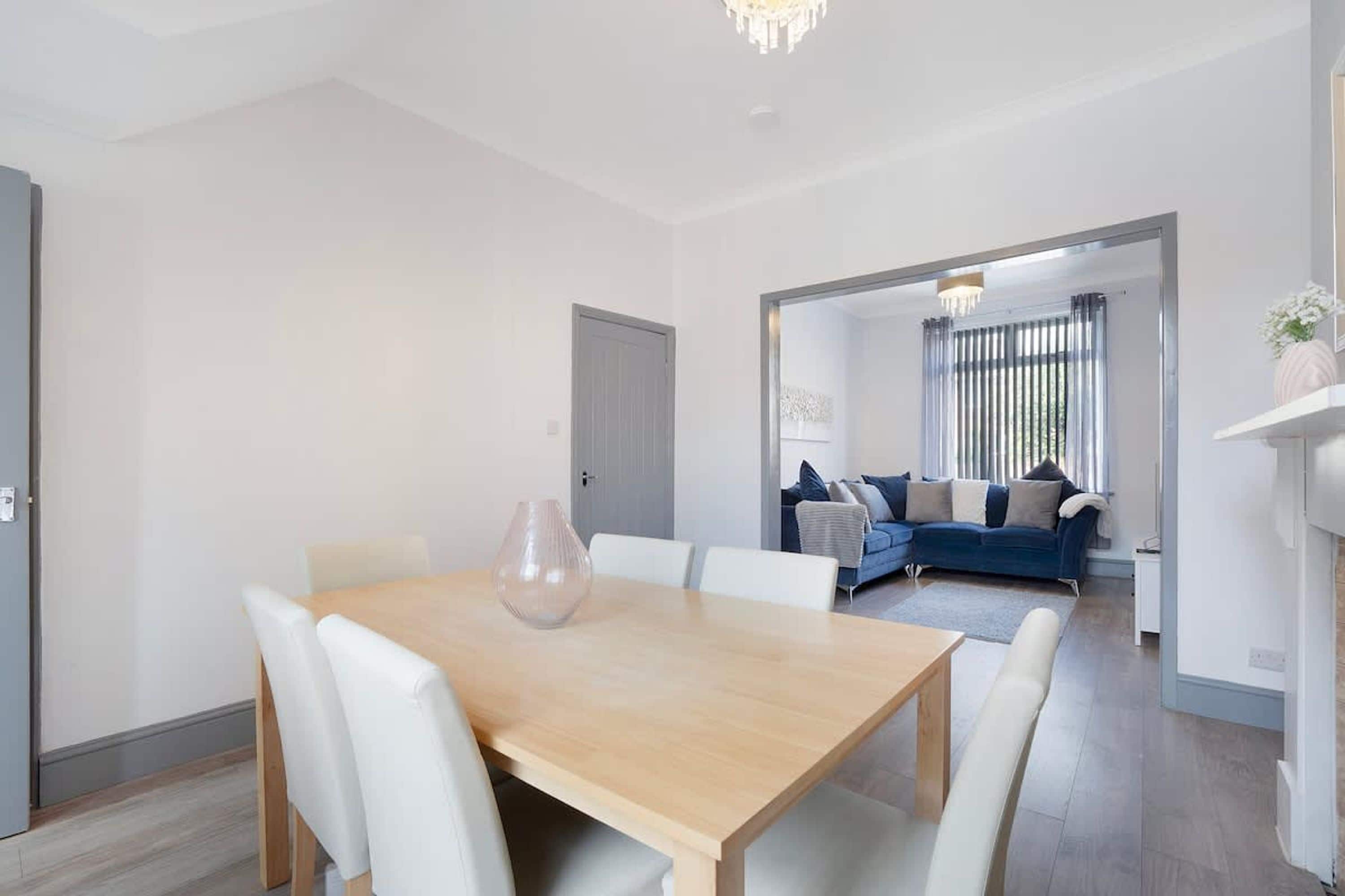 2 bedrooms