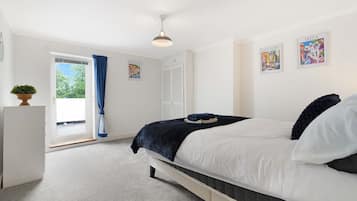 2 bedrooms
