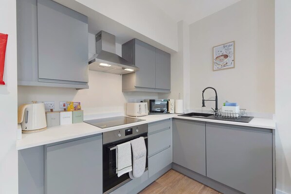 House | 2 bedrooms - Castle-side 2 Bed - Stroll to Historic Attractions (Barnard Castle)