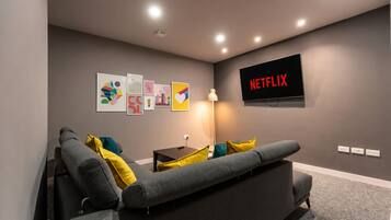 House | 1 bedroom