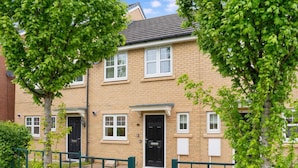2 bedrooms - Stockton 2BR Retreat Sleeps 6 Stay With Us (Stockton-on-Tees)