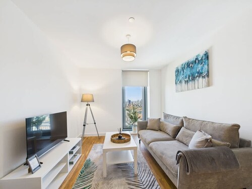 New! 1BR in Media City