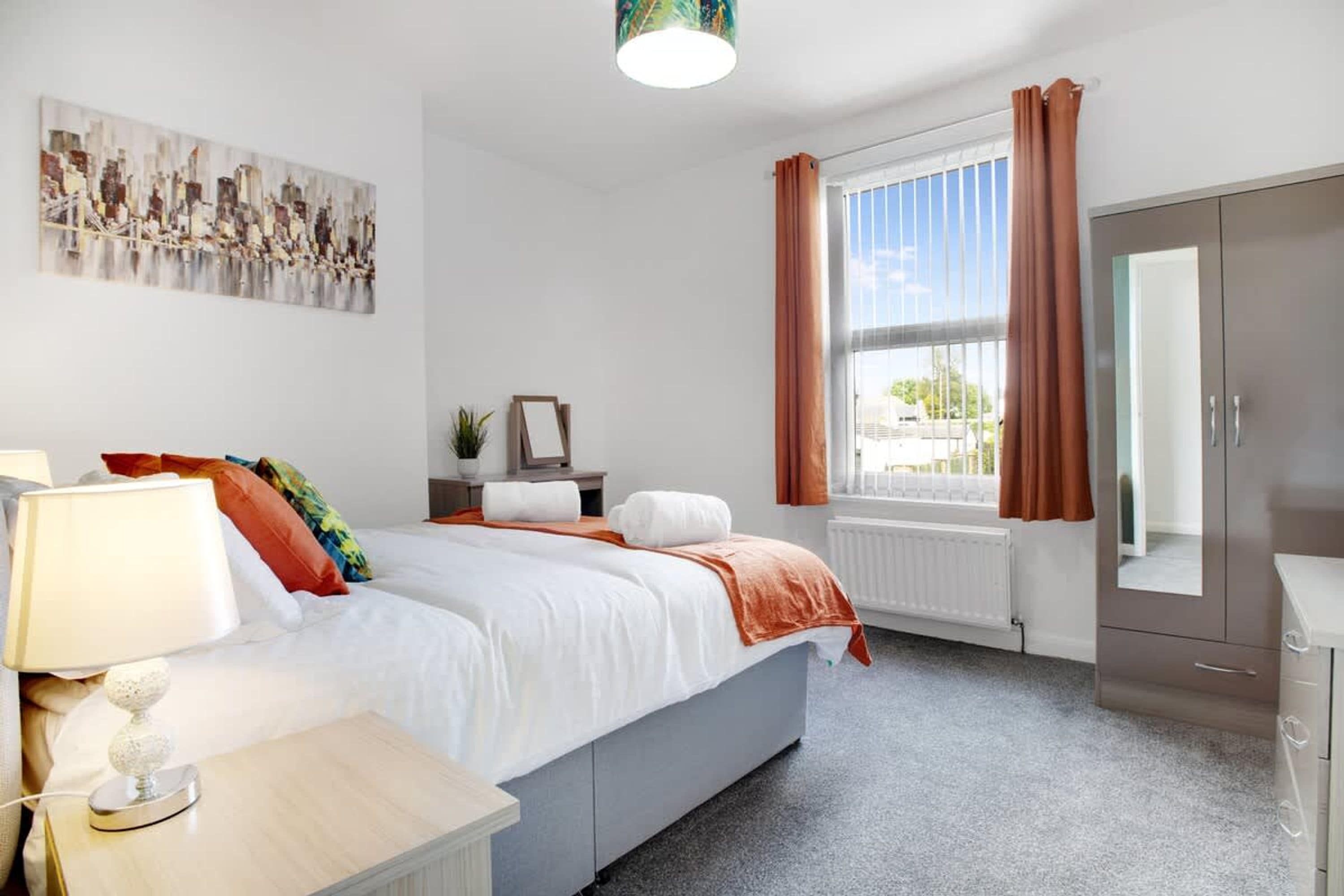 2 bedrooms