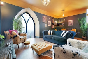 House | 1 bedroom