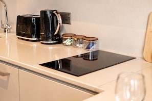 Ảnh chưa phân loại, 2 trong số 26 ảnh, nút