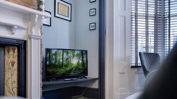 House | 1 bedroom, soundproofing