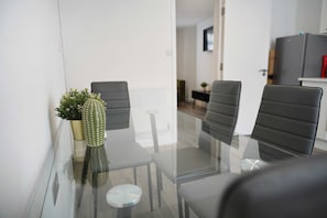 House | 2 bedrooms - Contractor Friendly2br Great Wi-fi by Stay With Us (Bishop Auckland)