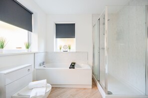 House - Rockliffe House Horizon Stays (Middlesbrough)