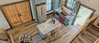 Quaint Villa Near Tallulah Falls & Mtn Activities