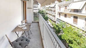 Unclassified image, 5 of 16, button - Athenian Apt with Balcony Pagkrati by GHH (Athina)